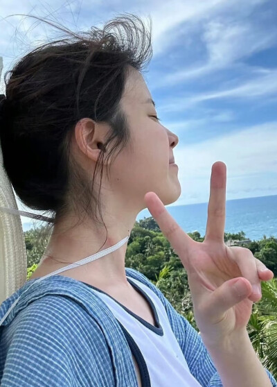 李知恩iu 头像 /可爱