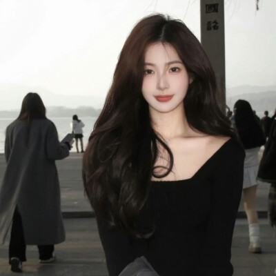 清冷气质女头