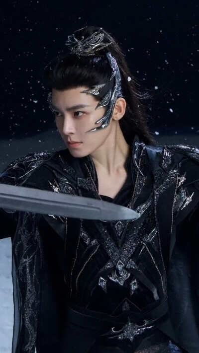 入青云 纪伯宰 侯明昊