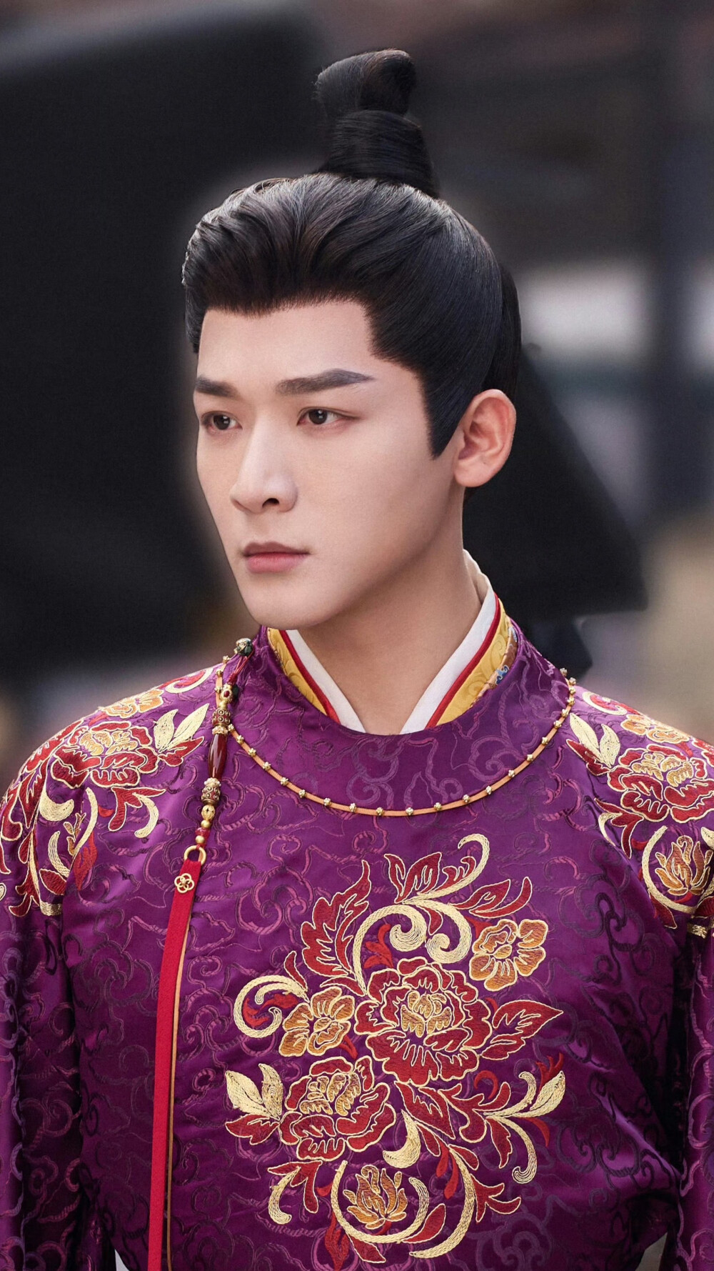 似锦郁锦余七张晚意