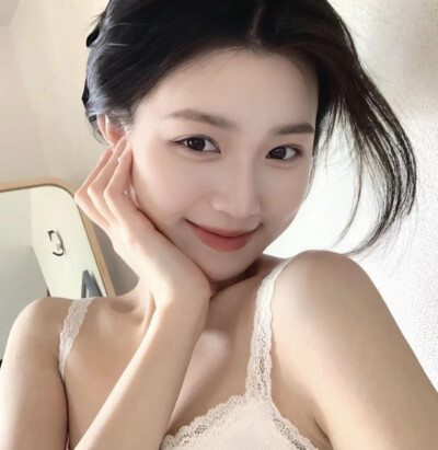 权威女头故事感