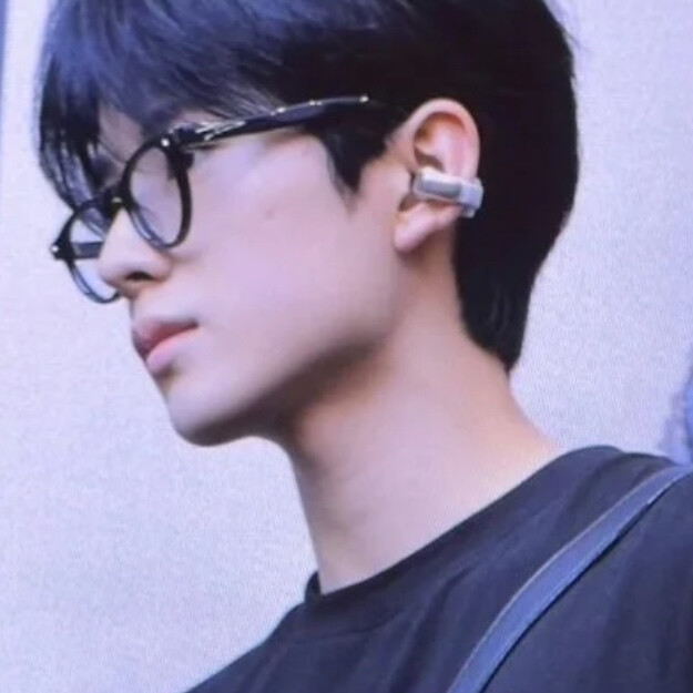 yushi