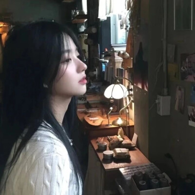 权威女头故事感
