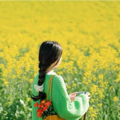 今天你换头像了吗，一组春天氛围的女头，赶紧换上