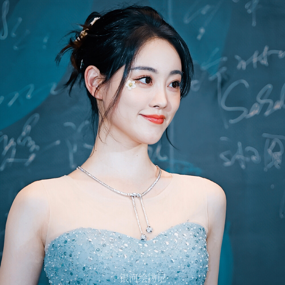 不要因为没有掌声就放弃梦想。