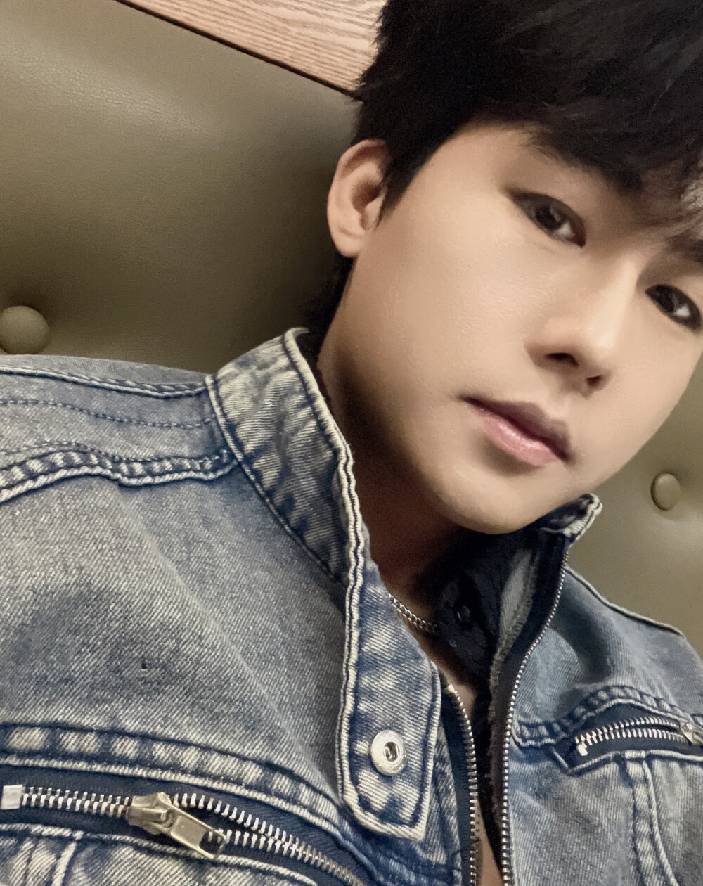 龙国兵的伤感头像黎平县水口镇网红男生头像黑白头像黎平网红博艺机械