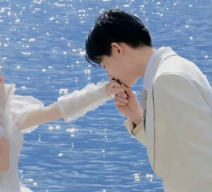 情侣头像
喜欢点赞关注收藏