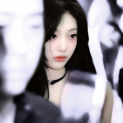 伦敦下雪那晚，那只逃走的波斯猫又回到了我的家，壁炉燃起的火焰疯长，落地钟的声响在回荡，热腾腾的红茶浸入我的身体，我们在酸涩的春天重逢。