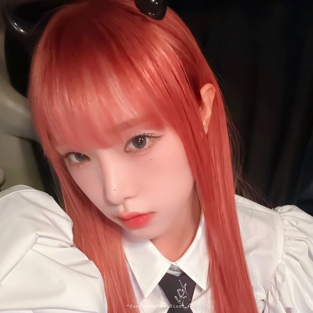 ᵀʰᵉ ᶠⁱʳˢᵗ ᵒⁿᵉ ᵒᵘᵗ ᵒᶠ ᵗʰᵉ ᵇⁱᵍ ʷⁱⁿᵈ ᶜᵃᵐᵉ ʰᵒᵐᵉ ʷⁱᵗʰ ᵐᵉ.