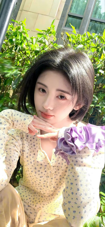 鞠婧祎壁纸
