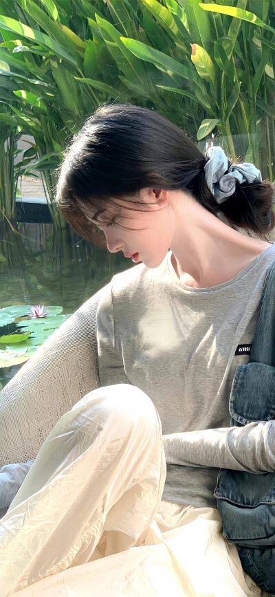 鞠婧祎壁纸