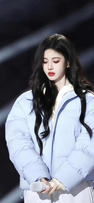 鞠婧祎壁纸
