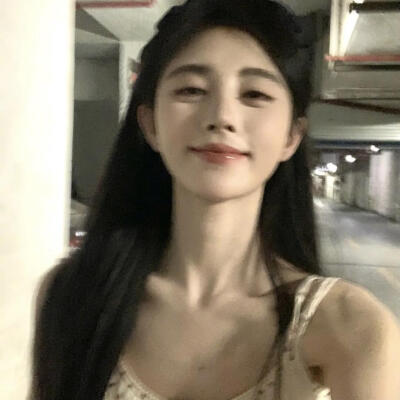 鞠婧祎头像