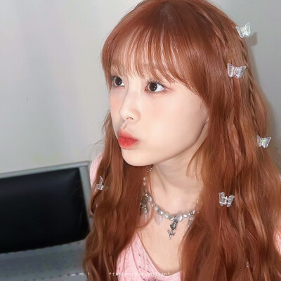 ᵀʰᵉ ᶠⁱʳˢᵗ ᵒⁿᵉ ᵒᵘᵗ ᵒᶠ ᵗʰᵉ ᵇⁱᵍ ʷⁱⁿᵈ ᶜᵃᵐᵉ ʰᵒᵐᵉ ʷⁱᵗʰ ᵐᵉ.