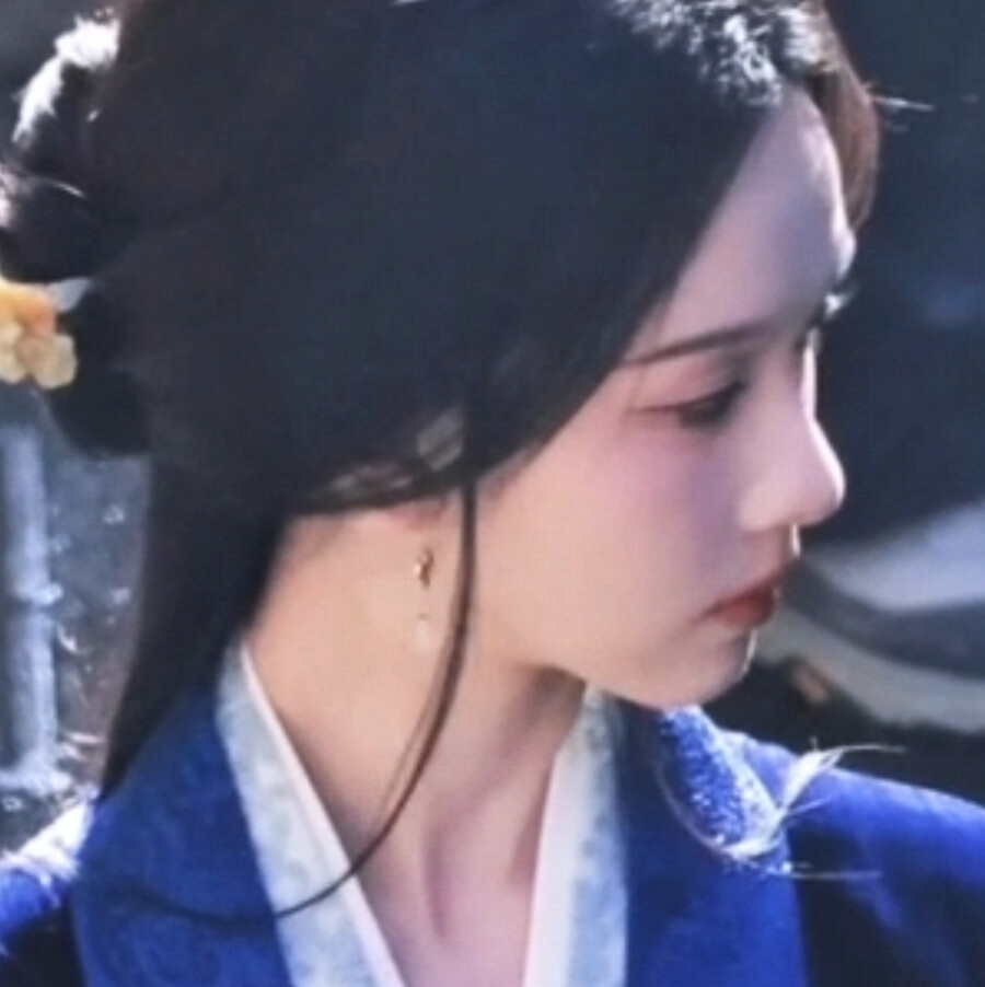 蓝水远从千涧落