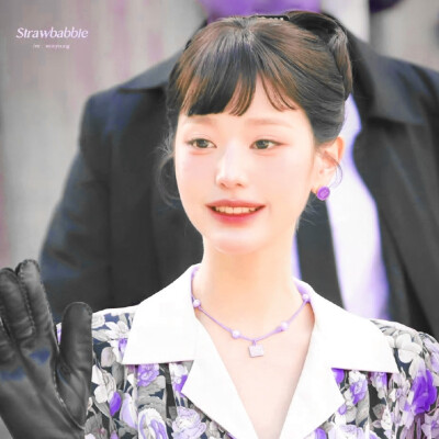 微调可二改
标°_Strawbabbie