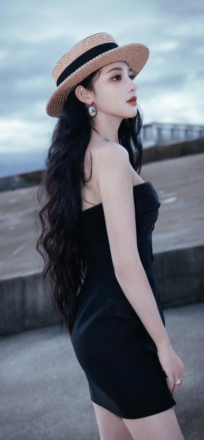 彭小苒
