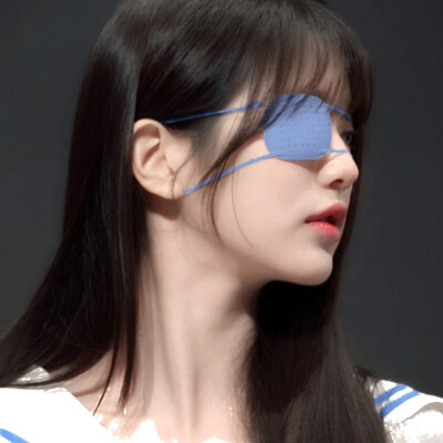 回忆堆积成了月亮