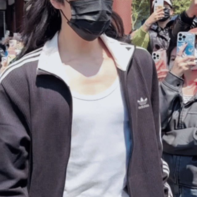 。