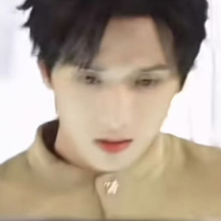 严浩翔