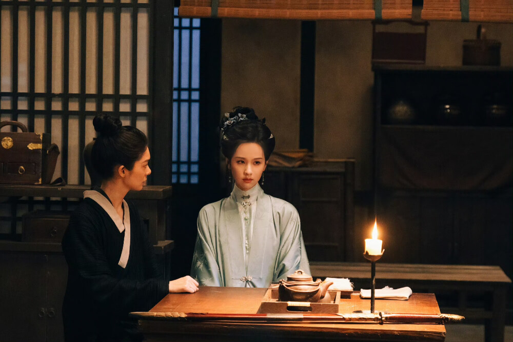 陈都灵