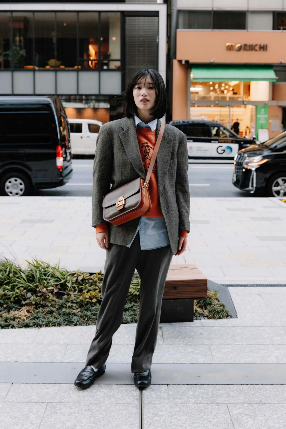 BY爱喝可乐的古娜小姐