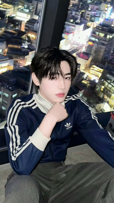 BY爱喝可乐的古娜小姐 韩国 朴成训