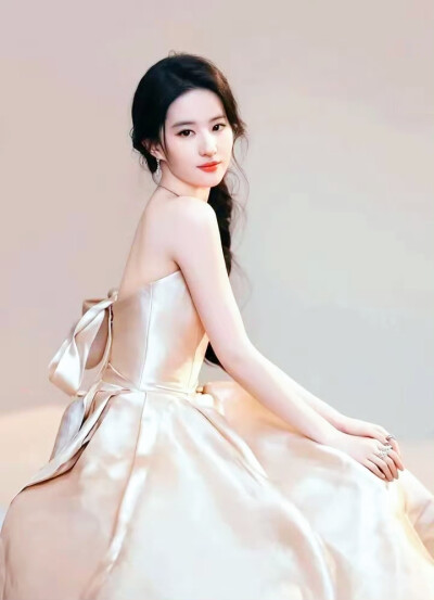 刘亦菲