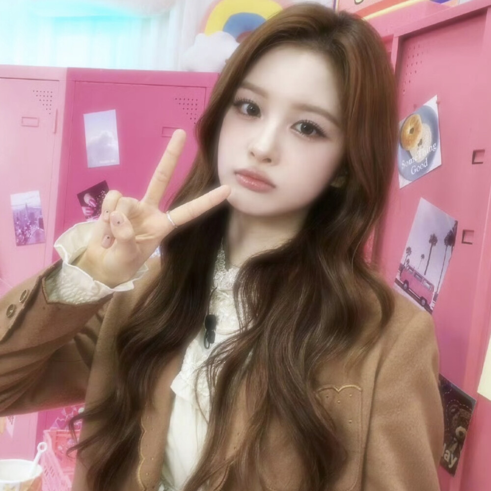 你们两个人中有两个人很美