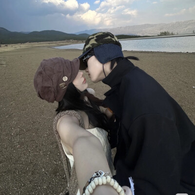 精选自截情头，二转请表明出处dt叙Xu
原博主xhs：@鹤昂航