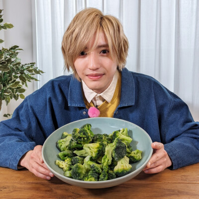 道枝骏佑 金发杂志图