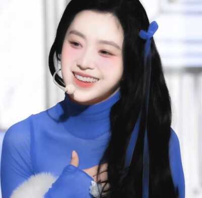 ✦ ˖° Eternal Thorn Lullaby ˖°✦
-永恒荆棘摇篮曲-