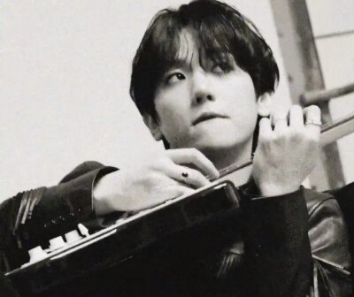 边伯贤橙光素材