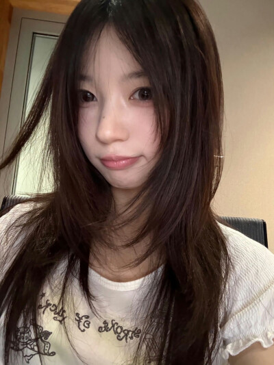 ILLIT moka境萌花
