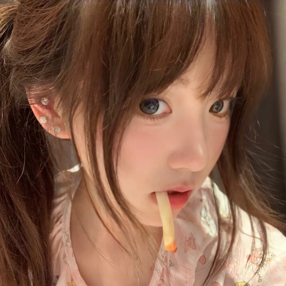 女头