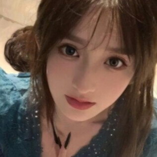 严茜