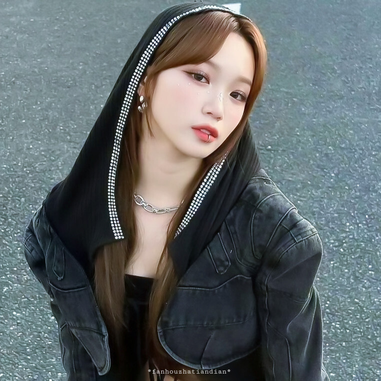 tlefirstᵀʰᵉ ᶠⁱʳˢᵗ ᵒⁿᵉ ᵒᵘᵗ ᵒᶠ ᵗʰᵉ ᵇⁱᵍ ʷⁱⁿᵈ ᶜᵃᵐᵉ ʰᵒᵐᵉ ʷⁱᵗʰ ᵐᵉ.
