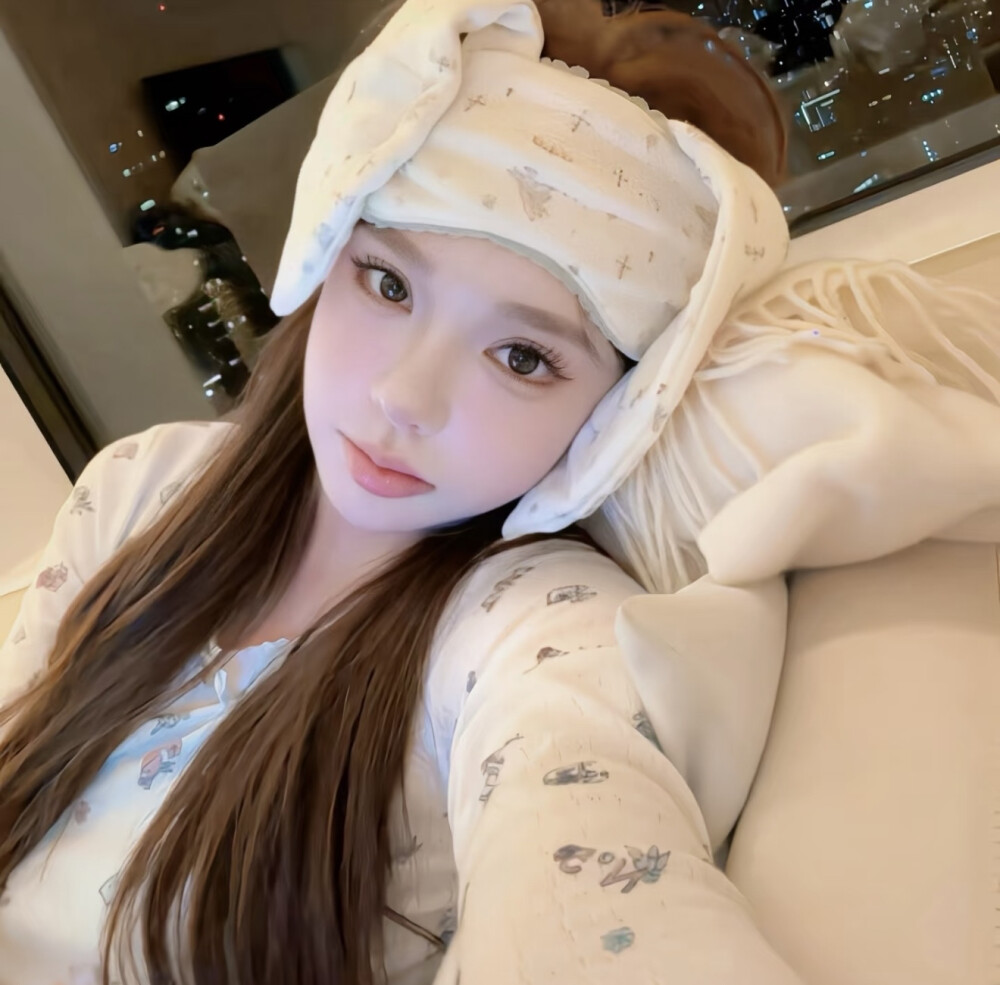 拿图点收藏加关注/不然拉黑