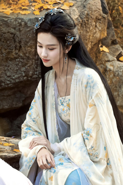 月鳞绮纪 雾妄言