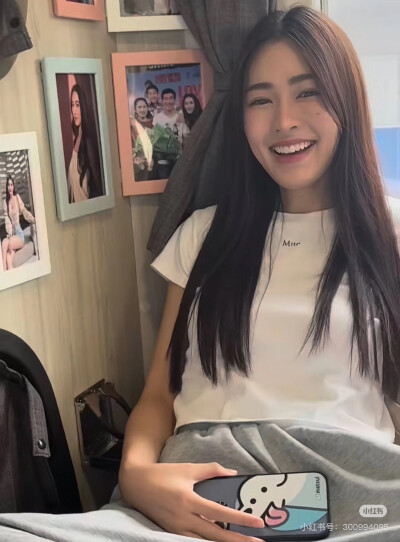 邝玲玲
