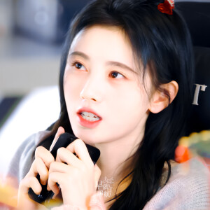 鞠婧祎