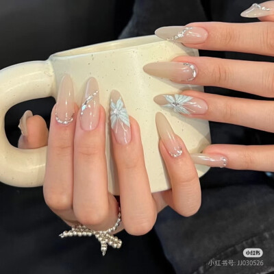 美甲