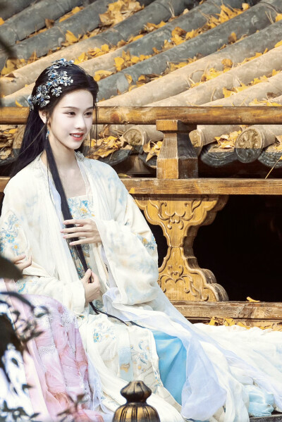 月鳞绮纪 雾妄言