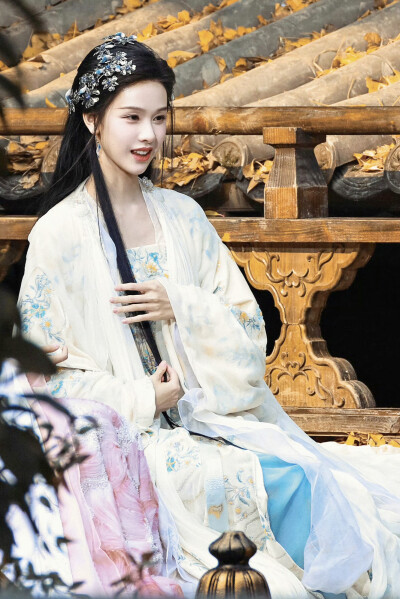 月鳞绮纪 雾妄言