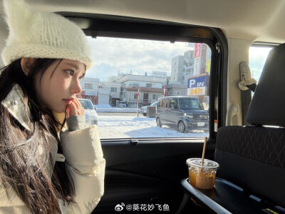 “森林的尽头是散落的光”