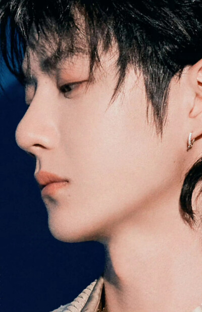 2024.8.24王一博Somebody Else's Arms【他人之怀】新歌首秀
王一博‖乐华家族十五周年演唱会