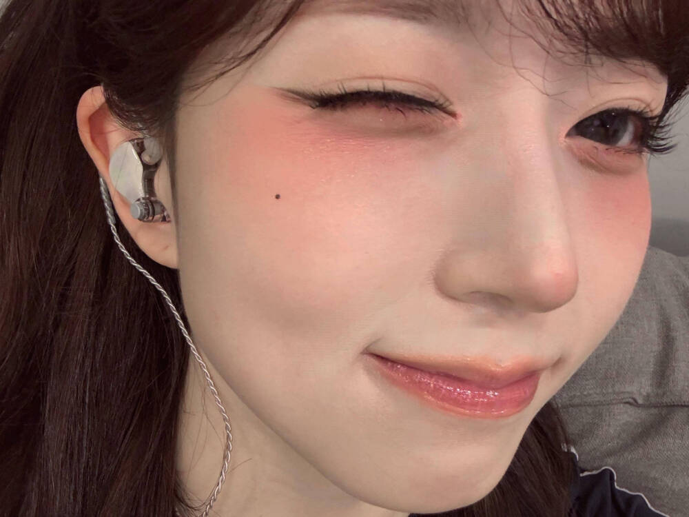 HAEWON 吴海嫄
