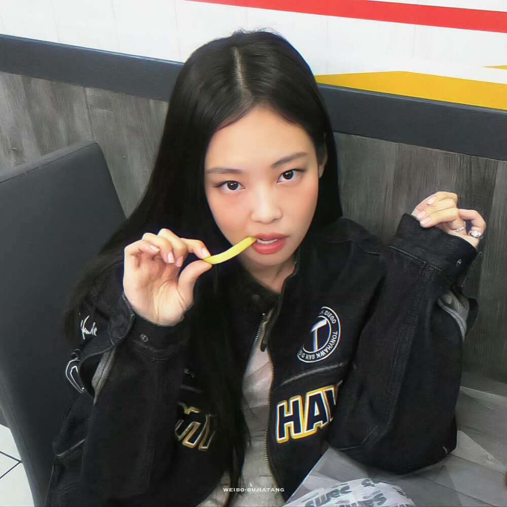 Jennie头像