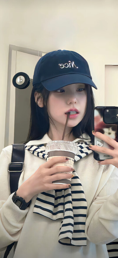 KPOP壁纸第52弹（黄礼志篇）
“爱是不嫉妒 不猖狂 不求自己”