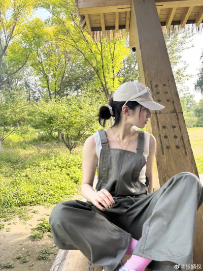 张婧仪＃头像＃女生头像＃绿色系头像＃高能量头像